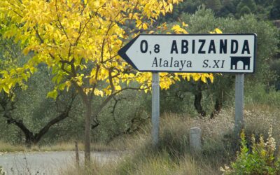 ¿Qué ver en Aínsa? 11 Abizanda: torre de leyenda y títeres con alma en el Sobrarbe más auténtico